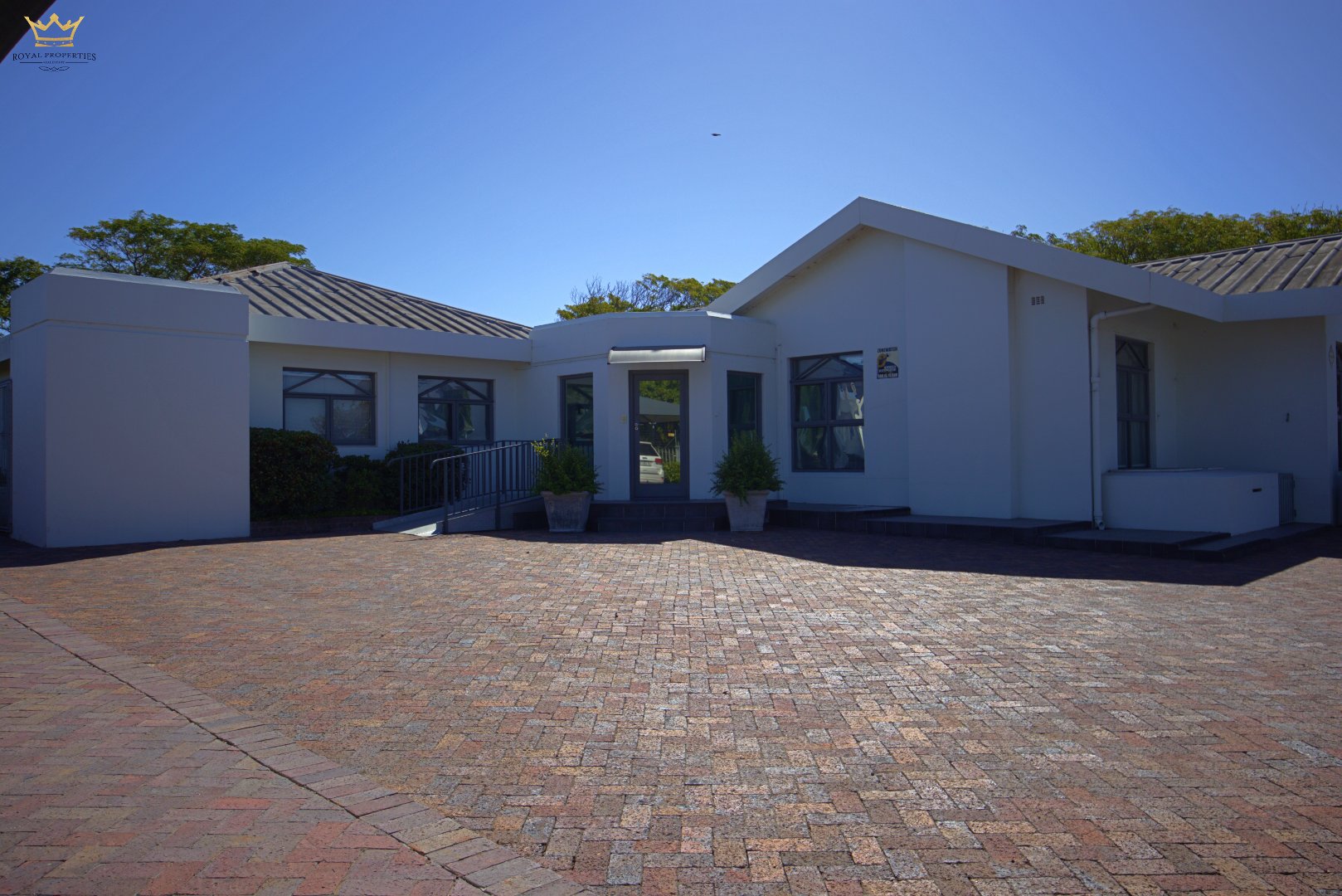  Bedroom Property for Sale in Bellville Central Western Cape